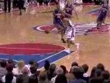 NBA Allen Iverson throws an amazing pass to Richard Hamilton