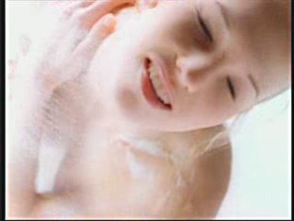 Roger Gallet - Fleur de Tilleul - Music By Philippe Edouard