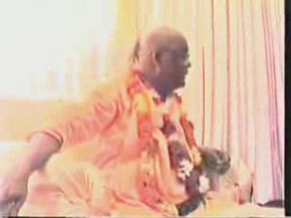 Sri Srimad Gaura Govinda Swami Maharaja tape 16