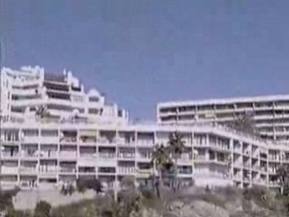 Emergency Airplane landing