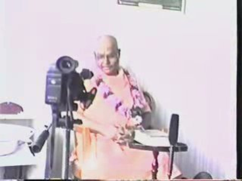Sri Srimad Gaura Govinda Swami Maharaja tape 19