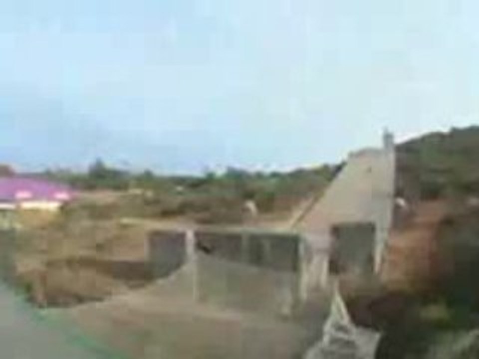 [XTREM BIKE] Travis PASTRANA Tricycle Backflip [Goodspeed]