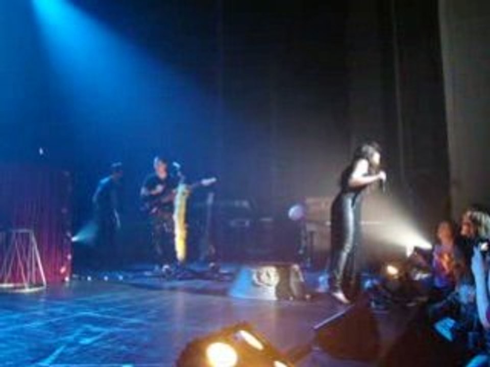 Julie Zenatti - Je voudrais que tu me consoles