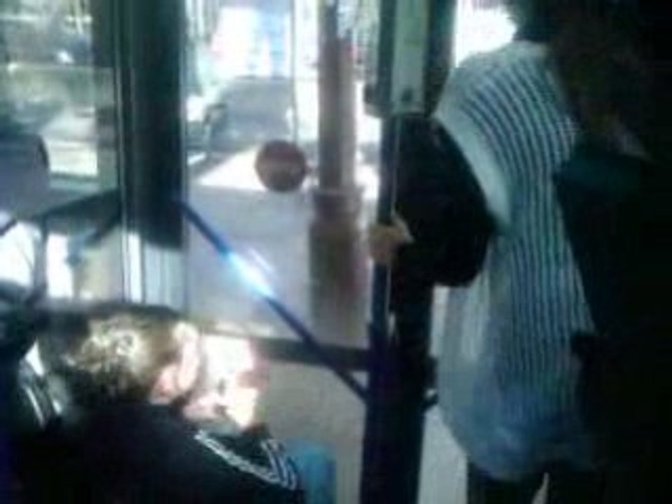 Fou rire bus