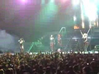 PCD Buttons 2 Paris Live