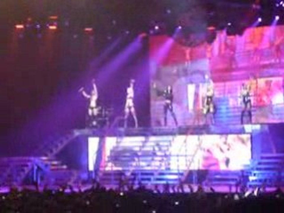 PCD Stick with U Paris Live