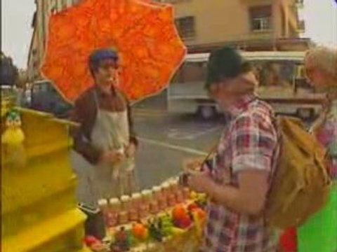 Les Gros Cons - L'apiculteur