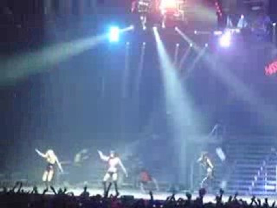 PCD When I Grow Up Paris Live