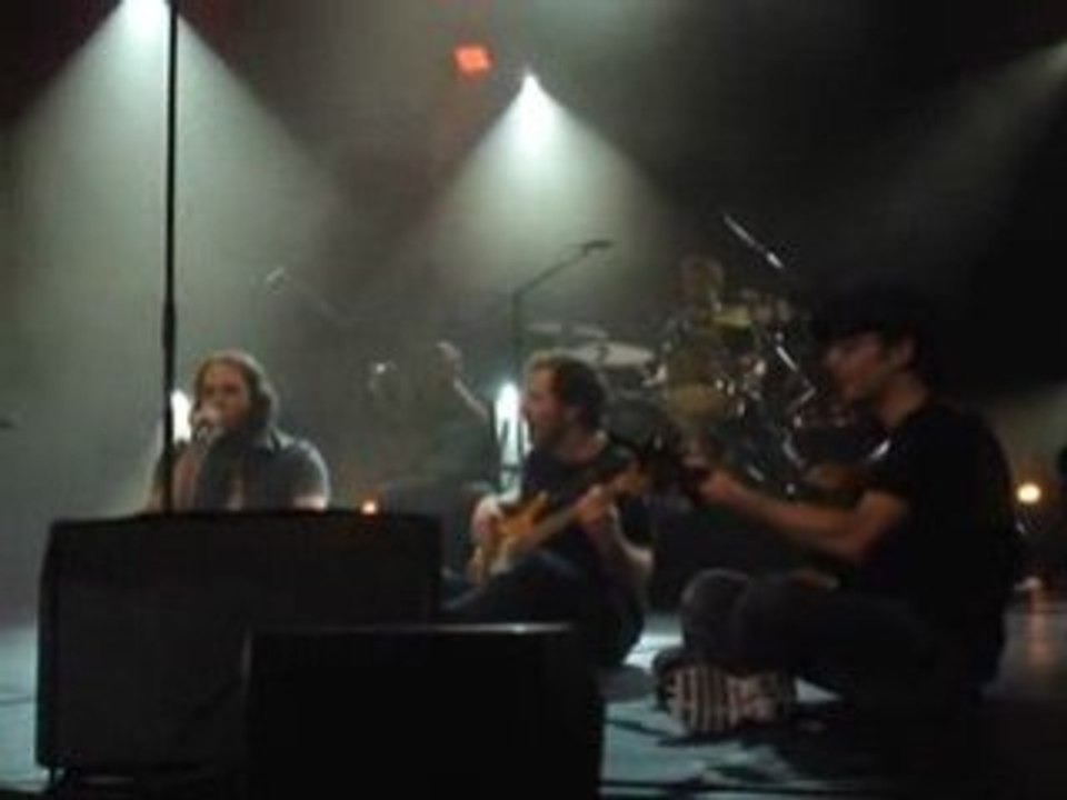 Au bord du feu ac les Cowboys Fringants au Camping 04/02/09