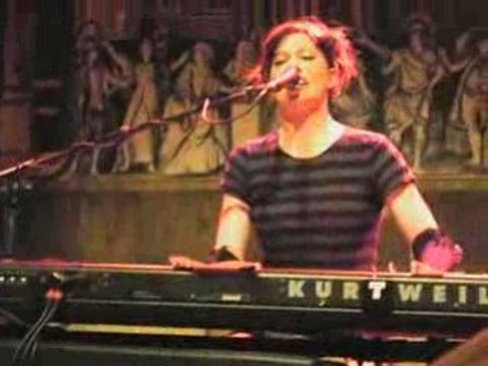 Amanda Palmer - Guitar Hero