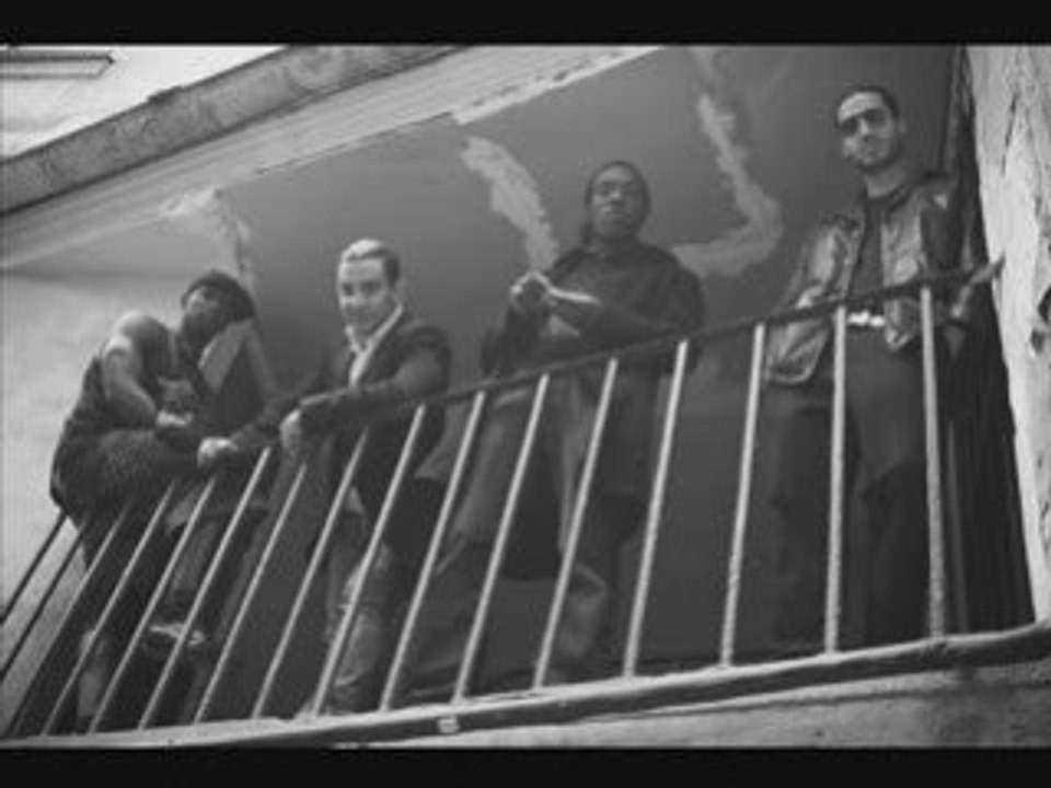 KRYSTAL - Le retour des porcs II (2007)