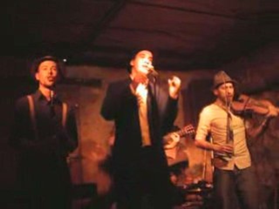 LE BAL DES TREPASSES : Cinéphile  à l'Ogresse Théatre