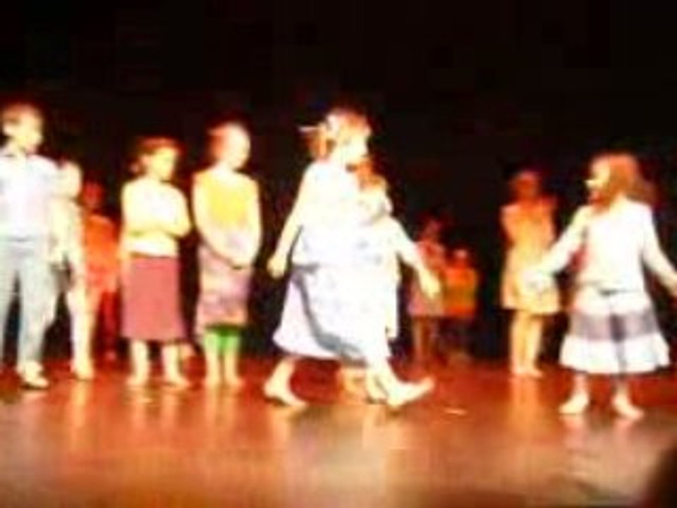 Le petit cadeau "saluts" - spectacle Z.Zonzon, Odéon, Nîmes