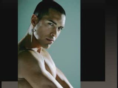 Oscar Loya - In your shadow spanish(Eurovision 2009 Germany)