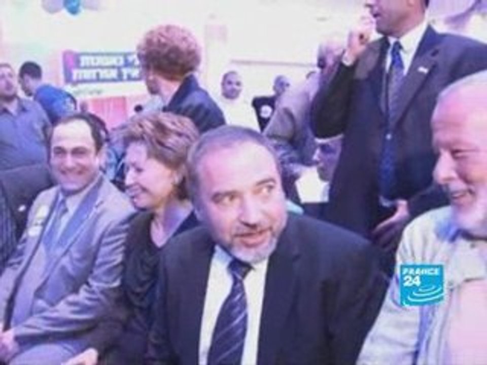 Dark horse Lieberman puts far right in contention