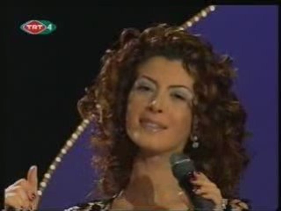 Elif Güresçi  Bu yerler ne füsunkârdi