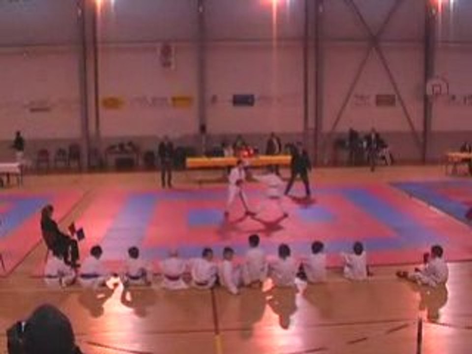 Pascal_Rossel_2009_Gard_kumite1