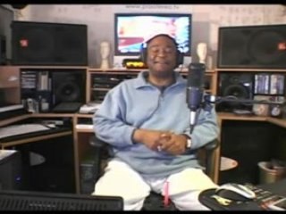 Morning Coffee: Chris Brown and Rihanna Duel; The Prez Obama