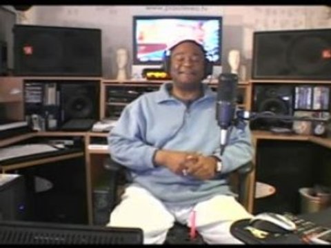 Morning Coffee: Chris Brown and Rihanna Duel; The Prez Obama