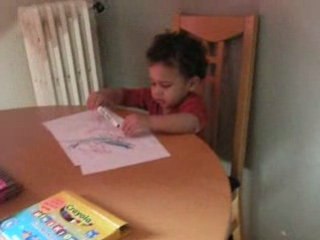 Noa dessine