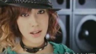 Berryz kobo - Dakishimete Dakishimete (PV)