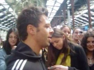 Christophe Maé le 18/04/07 parle de l'élysée montmartre^^