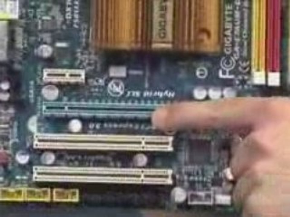 Gigabyte E7AUM-DS2H Motherboard