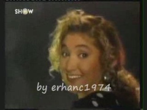 Yonca Evcimik-ABONE video klip NOSTALJI show tv