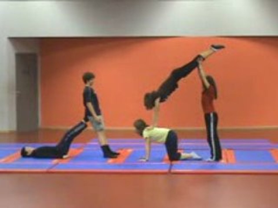 Acrodanseluca63