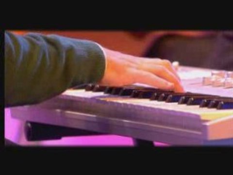 SIA en live dans StarMag sur TPS STAR