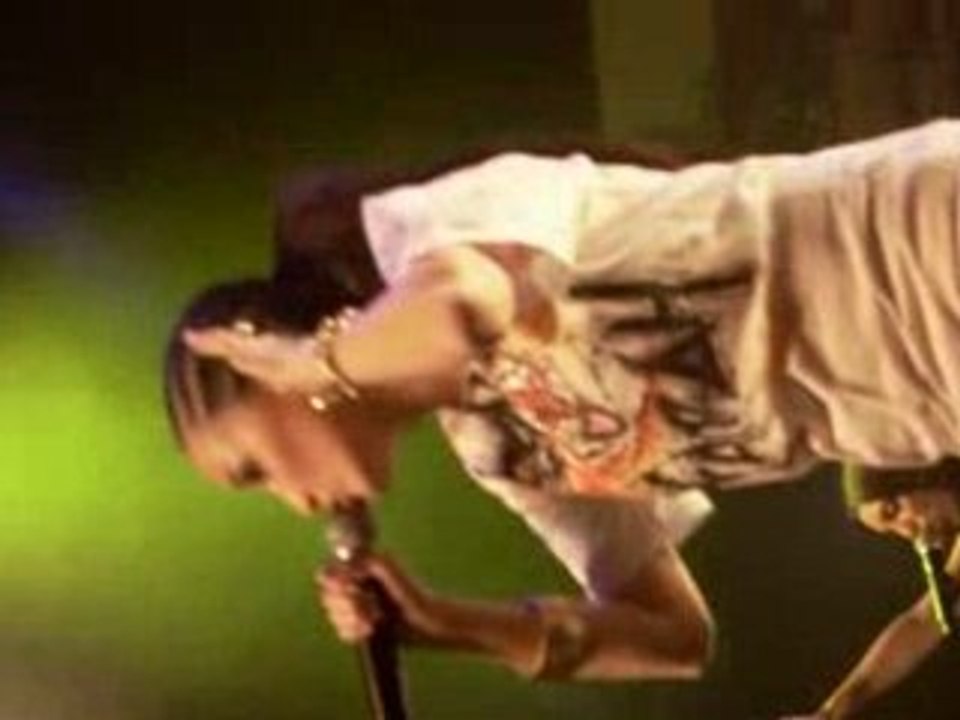 Kenza Farah