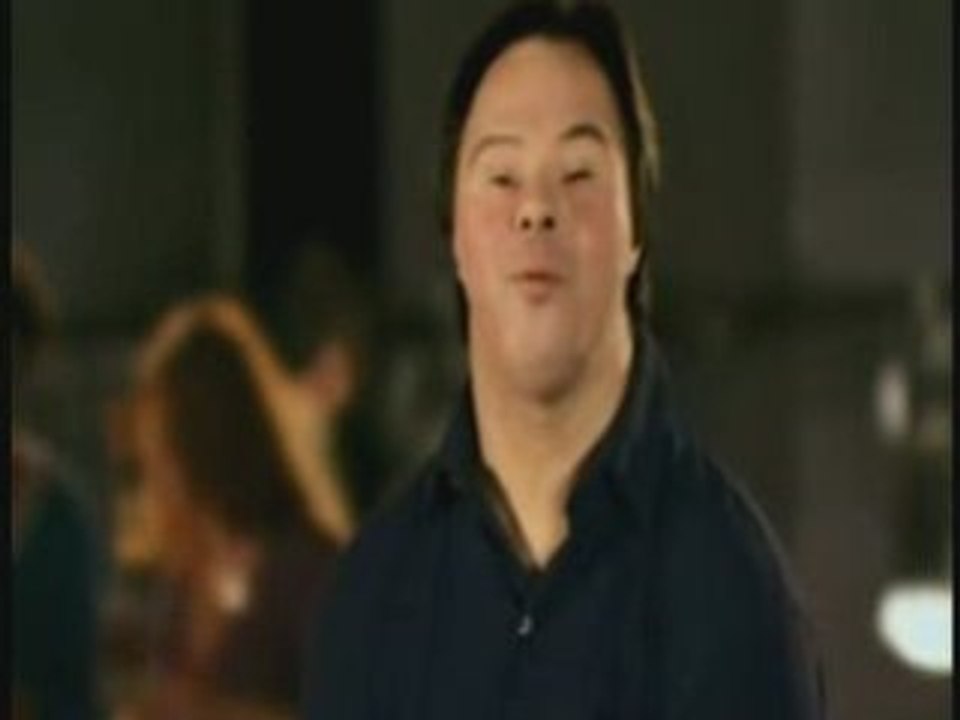 Ils se moquent de l'autiste