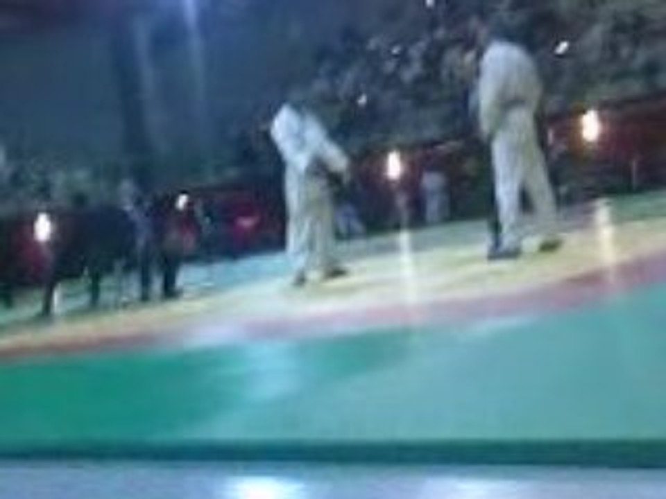 Younes HADJ MOUSSA(Round2)cpe fce karate wado(seniors-67kg)