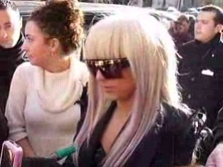 Lady Gaga 8 Février 2009 / Vidéo Lollye483