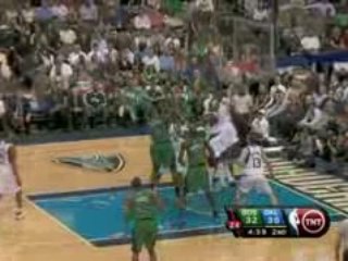 NBA Dampier denies Perkins the fall way jumper.