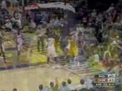 Nba Nba Block of the night by gerald Wallace 18/02/2009
