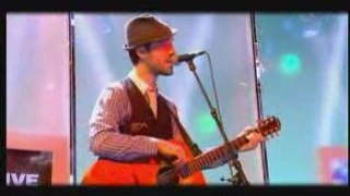 Charlie Winston en live dans Starmag sur TPS STAR