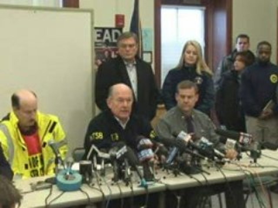 9:00am Press Briefing
