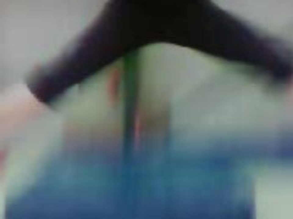 Moi grand ecart trampo xD