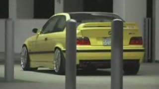 BMW e36 (Jaune)