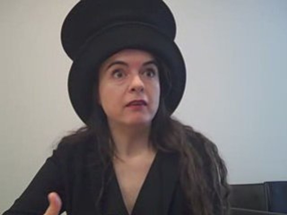 INTERVIEW AMELIE NOTHOMB SOUVENIRS D'AMERIQUE