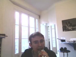 Wiwi égratigne "Steppin' out tonight"