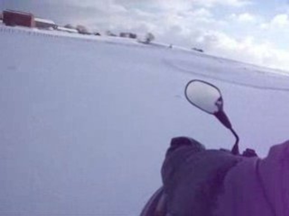 Délire en quad dans la neige