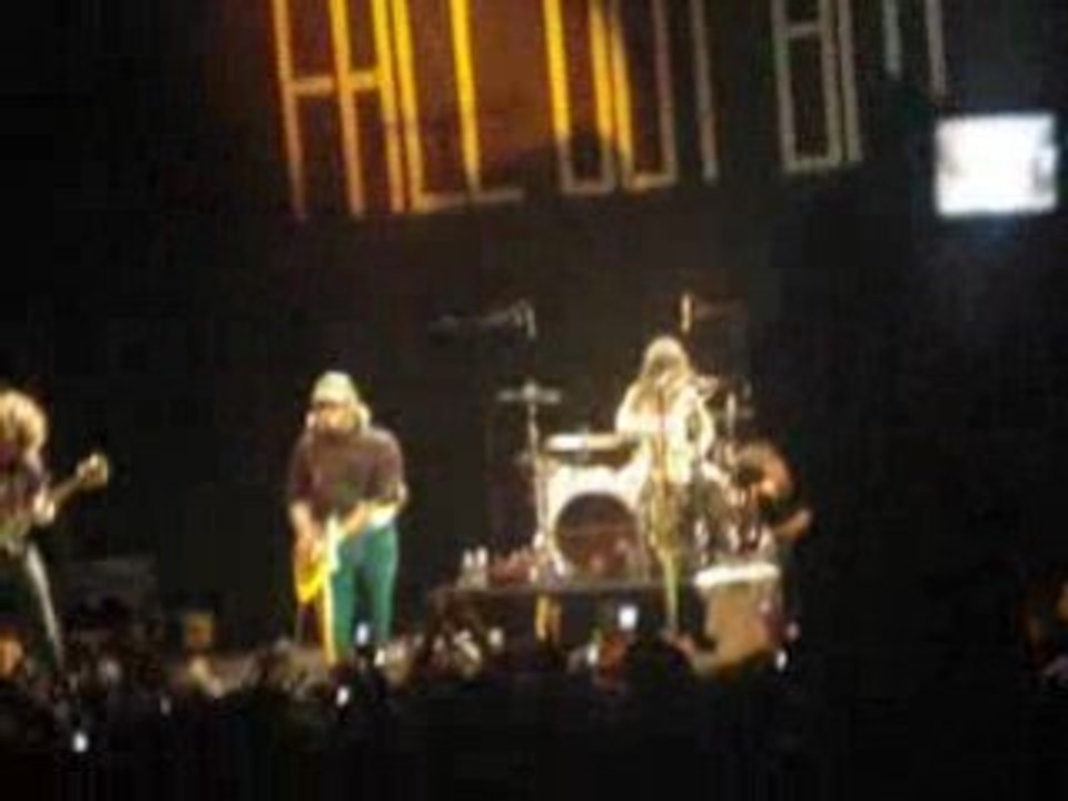 13.10.08 : Fall Out Boy - The Take Over, The Breaks Over