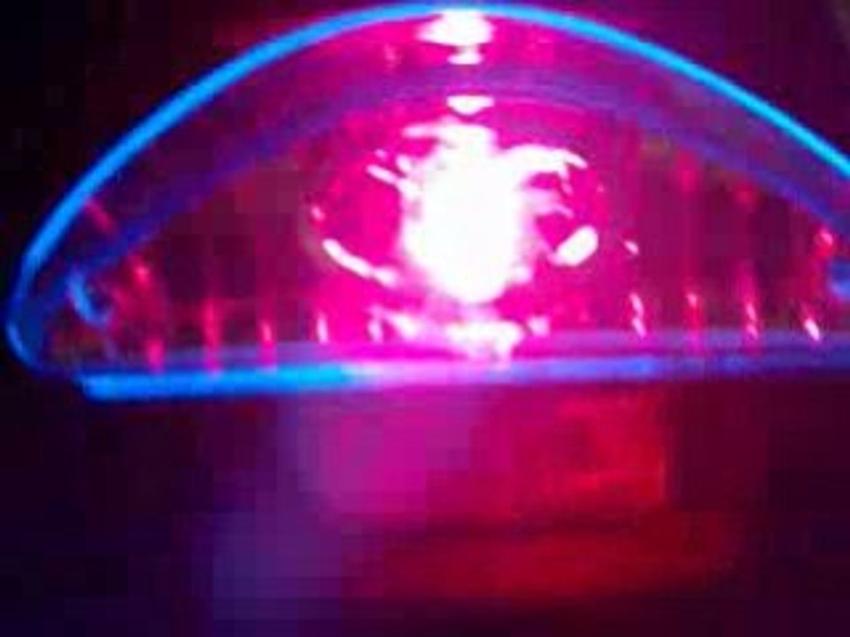 mon nitro avec le feu lexus avec les neon bleu =D