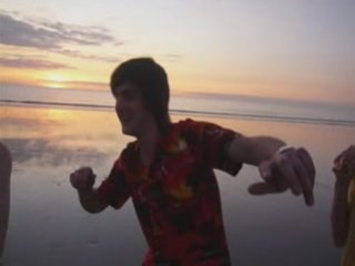 Guide de Dress Code pour la Soirée Spring Break du 18 Février 🌴