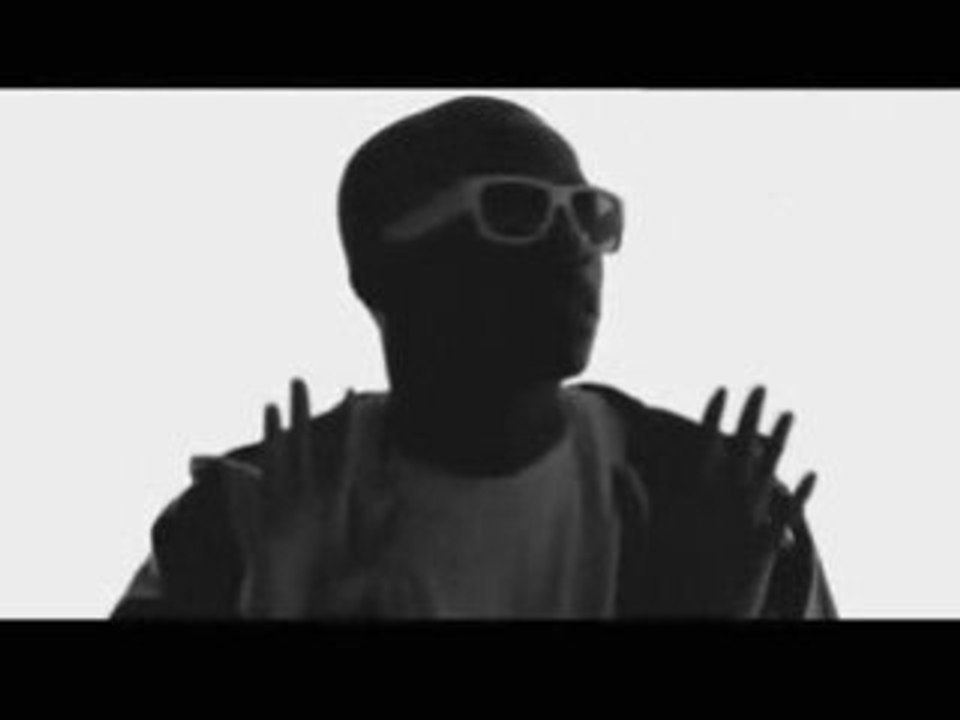 Tinchy Stryder Feat Taio Cruz - Take Me Back