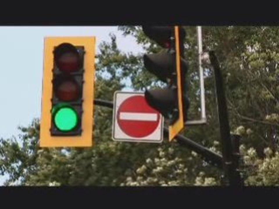 HORS PISTE 2 de 2 Micro-ondes champs électromagnétique