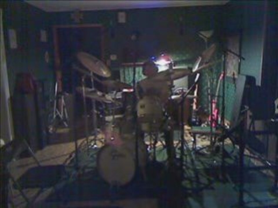 Acent2112 drumming alone feb 10 09