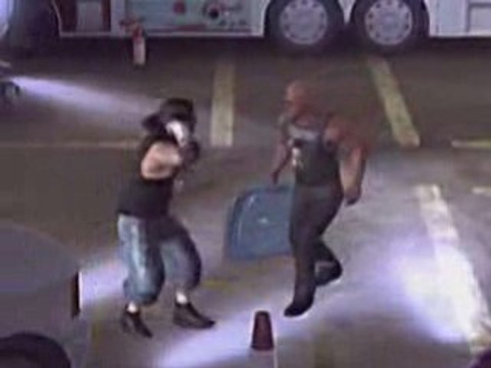 Raven vs. The Sandman